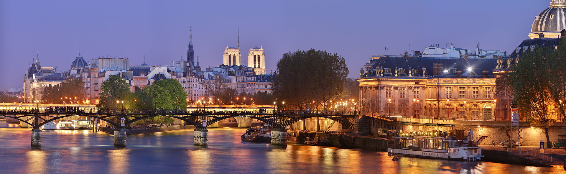 Pont_des_Arts,_Paris